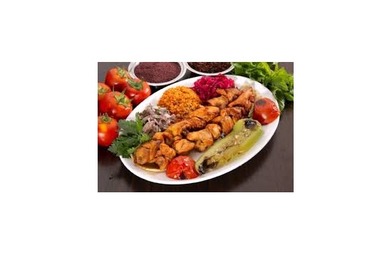 Kırmızı Beyaz Pide Kebap 